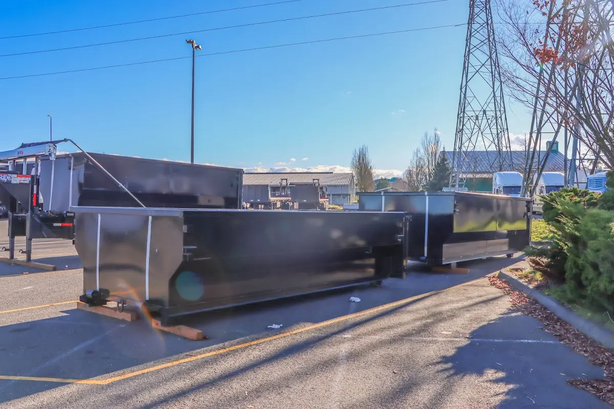 Professional dumpster rental and junk removal service in Venersborg